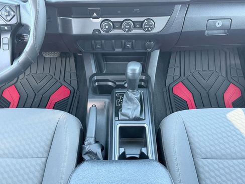 Used 2021 Toyota Tacoma SR w/ SR Convenience Package image 18