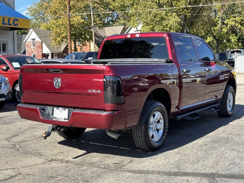 Used 2018 RAM 1500 Express AWD/4WD image 8