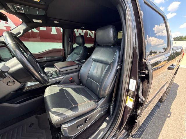 Used 2022 Ford F150 Lariat w/ Equipment Group 502A High AWD/4WD image 4