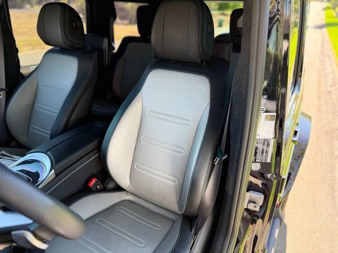 Used 2025 Mercedes-Benz G 580 w/ EQ Technology image 18