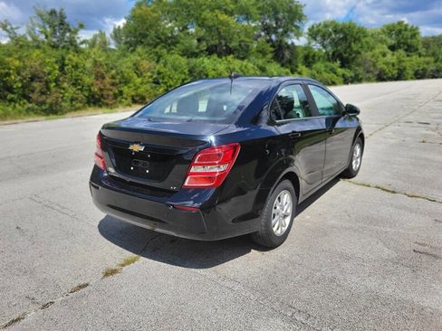 Used 2017 Chevrolet Sonic LT image 6