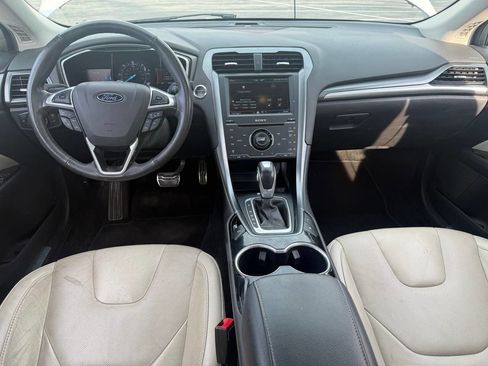 Used 2015 Ford Fusion Energi Titanium FWD image 15