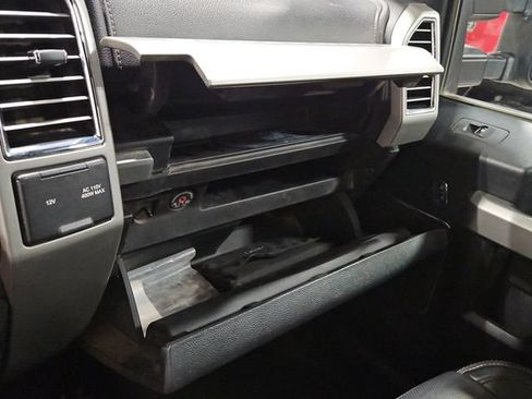 Used 2017 Ford F250 Lariat w/ Chrome Package AWD/4WD image 32