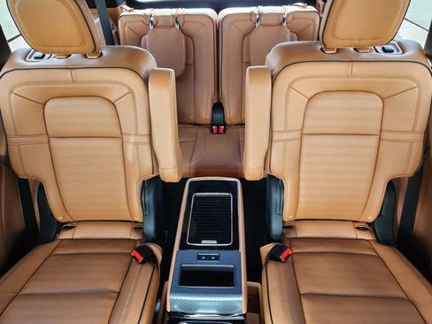 Certified 2025 Lincoln Aviator Black Label w/ Black Label Special Edition image 16