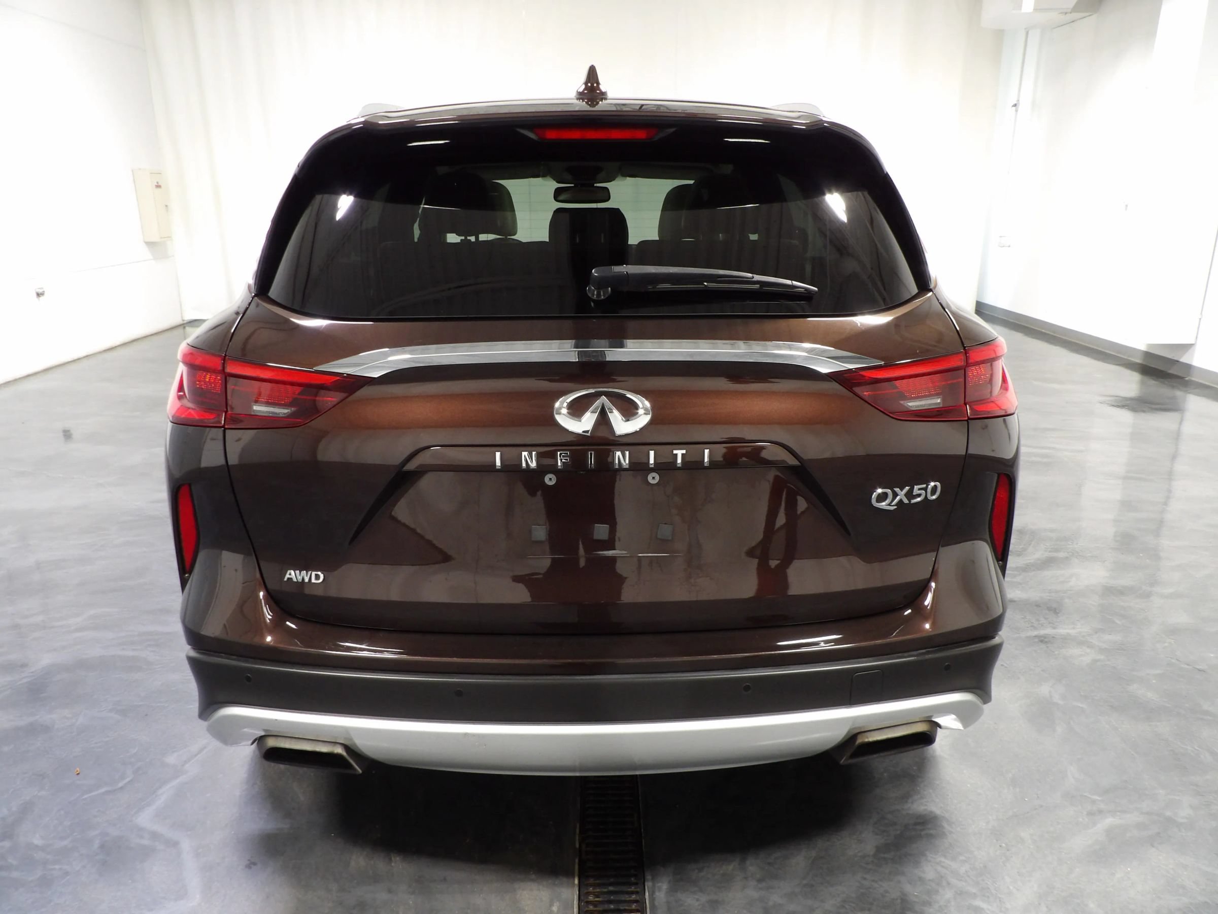 Used 2021 INFINITI QX50 Essential w/ Convenience Package AWD/4WD image 6