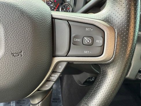 Used 2024 RAM 2500 Tradesman w/ Chrome Appearance Group image 22