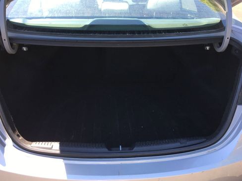 Used 2013 Hyundai Elantra GLS FWD image 6