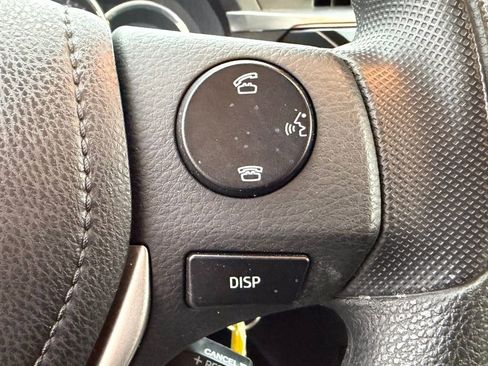 Used 2015 Toyota Corolla LE image 22