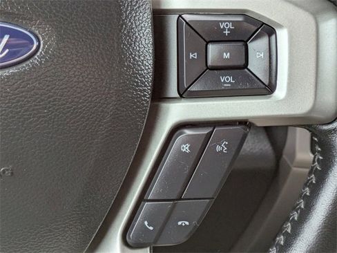 Certified 2022 Ford F250 Lariat w/ Black Appearance Package image 27