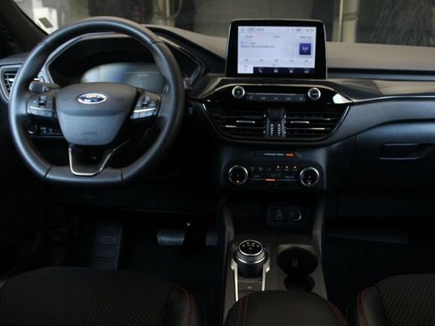 Used 2025 Ford Escape ST-Line FWD image 17
