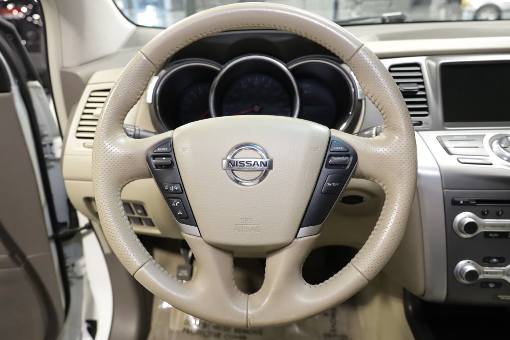 Used 2014 Nissan Murano SV AWD/4WD image 23