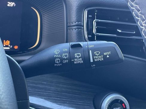 Used 2022 Jeep Wagoneer Series III image 33