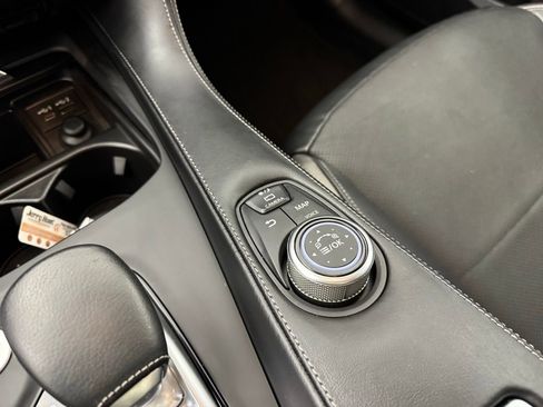 Used 2023 INFINITI QX55 Essential image 19