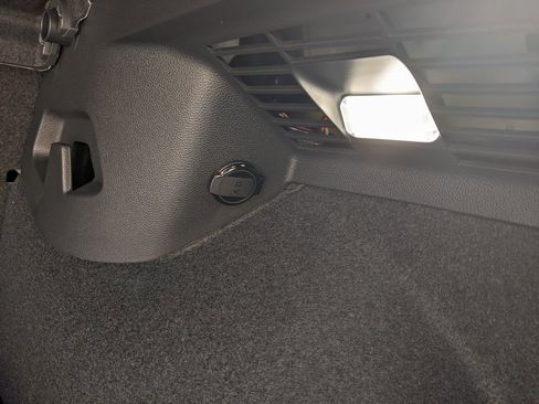 New 2025 Volkswagen GTI SE image 29