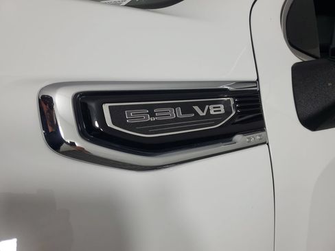 Used 2025 GMC Sierra 1500 SLT RWD image 11