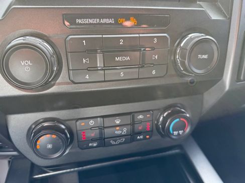 Used 2020 Ford F150 XLT w/ Equipment Group 302A Luxury AWD/4WD image 7