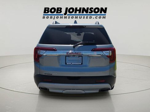 Used 2023 GMC Acadia SLT FWD image 4
