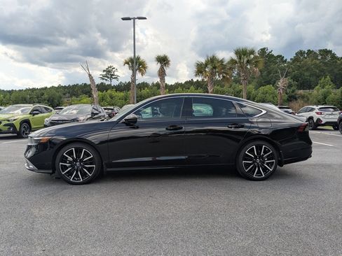 Used 2025 Honda Accord Touring image 7