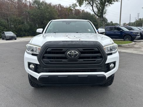 Used 2018 Toyota Tacoma SR5 image 9