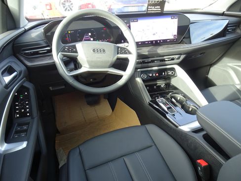 New 2025 Audi Q5 Premium image 5