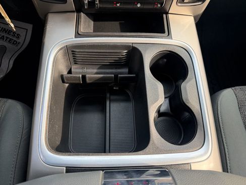 Used 2018 RAM 2500 Big Horn w/ Harvest Edition image 24