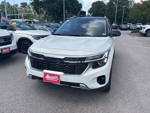 Used 2024 Kia Seltos SX AWD/4WD image 6