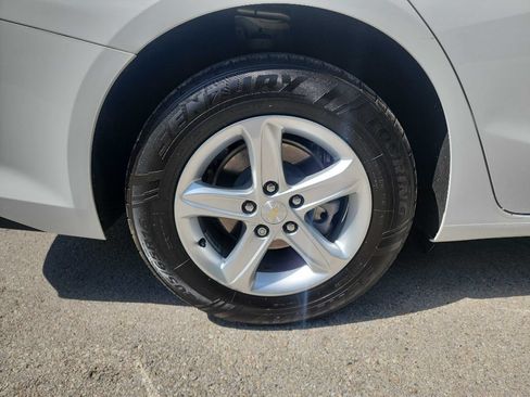 Used 2024 Chevrolet Malibu LS FWD image 8