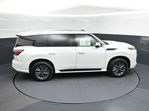 New 2026 INFINITI QX80 Pure image 38