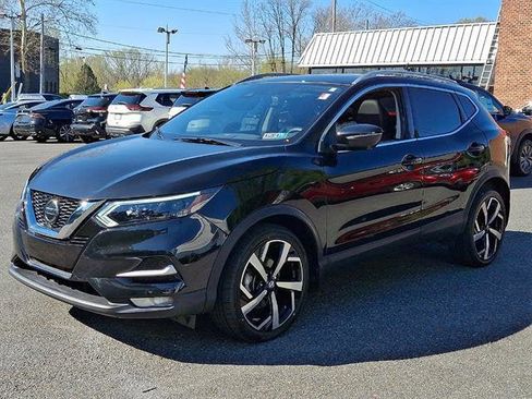 Certified 2021 Nissan Rogue Sport SL w/ Premium Package AWD/4WD image 4