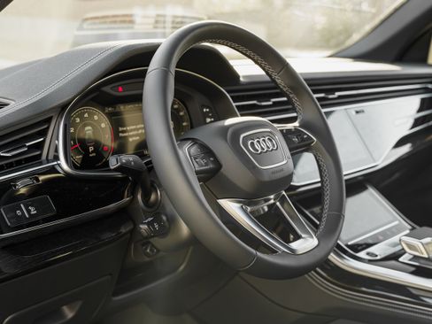 New 2026 Audi Q8 Premium Plus image 9