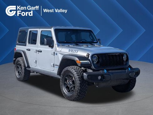 Used 2024 Jeep Wrangler Willys image 1
