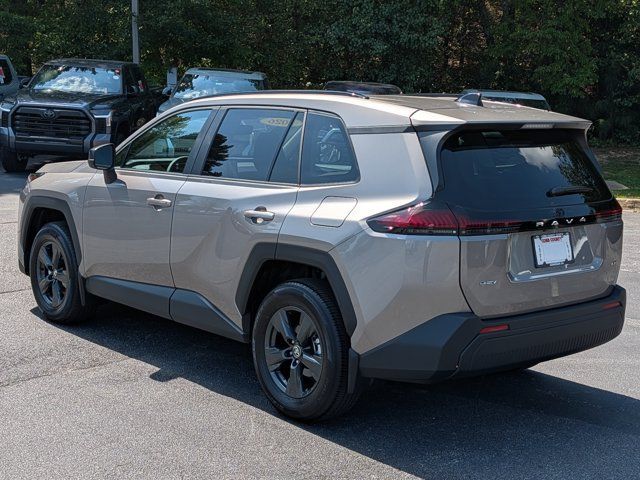 Used 2026 Toyota RAV4 LE FWD image 5