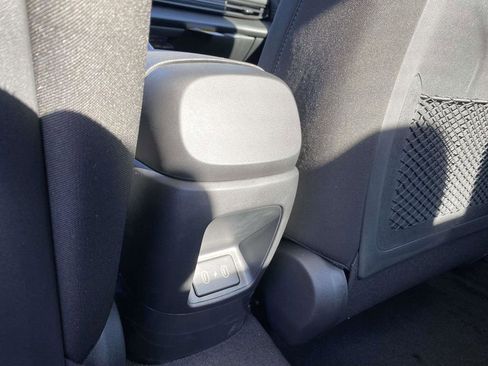 New 2026 Hyundai Elantra SEL Sport FWD image 9