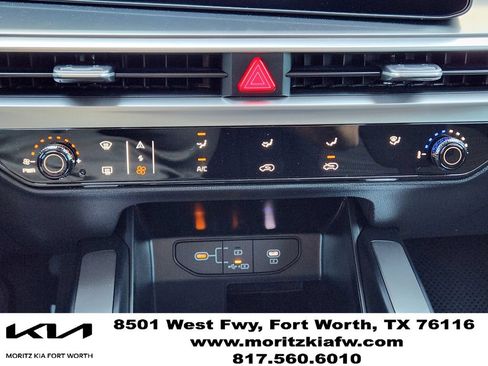 New 2026 Kia Sorento LX FWD image 14
