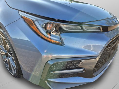 Used 2021 Toyota Corolla SE FWD image 32