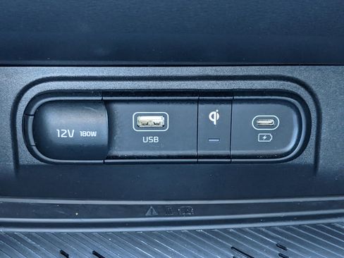 Certified 2023 Kia Sportage EX image 25