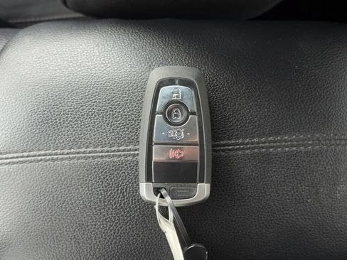 Used 2020 Ford Mustang GT w/ Equipment Group 301A RWD image 30
