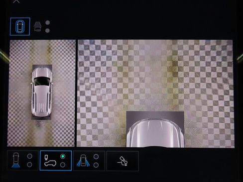 Used 2024 GMC Acadia Denali image 18