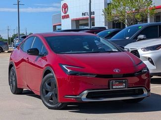 New 2026 Toyota Prius Plug-In Hybrid FWD video 2