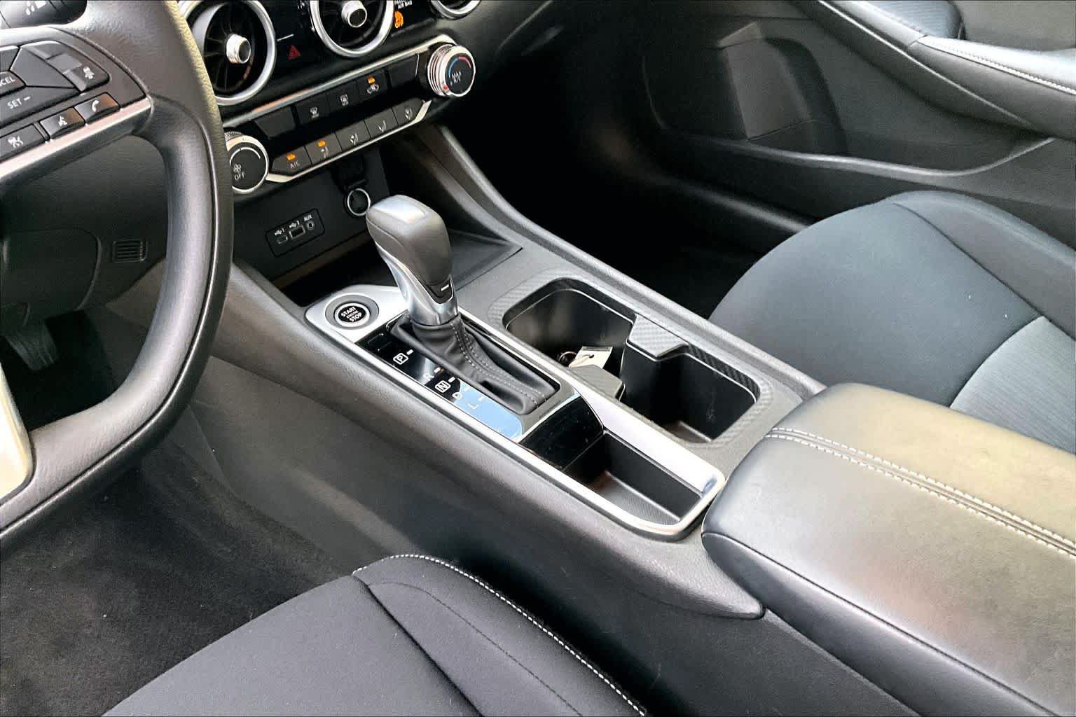 Certified 2023 Nissan Sentra SV FWD image 16