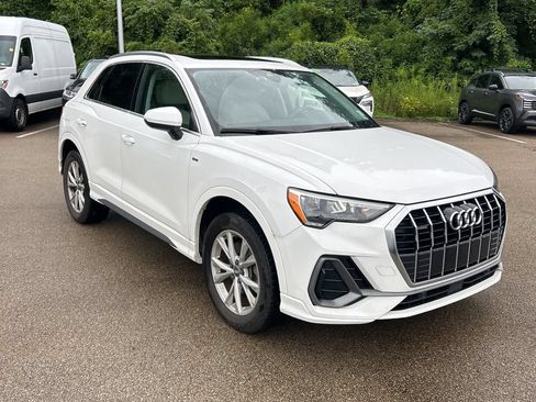 Used 2021 Audi Q3 2.0T Premium w/ Convenience Package AWD/4WD image 7
