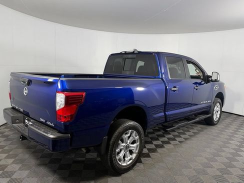 Used 2024 Nissan Titan SV w/ SV Convenience Package AWD/4WD image 8