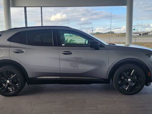 Used 2021 Buick Envision Essence w/ Sport Touring Package image 5