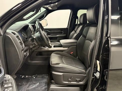 Used 2022 RAM 3500 Laramie image 15