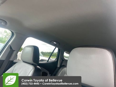 Used 2020 GMC Terrain SLT AWD/4WD image 24