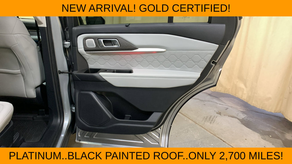 Used 2025 Ford Explorer Platinum w/ Ultimate Package AWD/4WD image 14