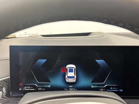 New 2026 BMW X5 xDrive50e w/ Executive Package image 28