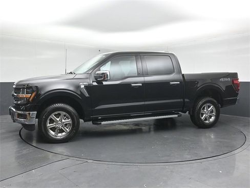 Used 2024 Ford F150 XLT w/ Equipment Group 302A MID image 4
