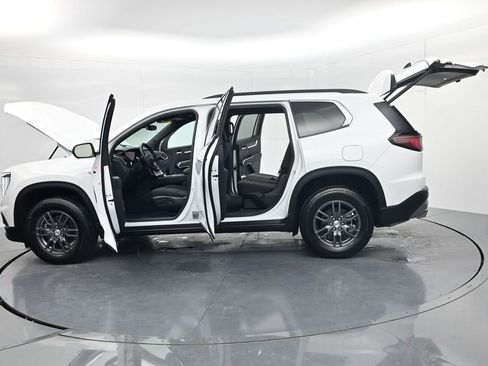 Used 2025 GMC Acadia Elevation FWD image 74