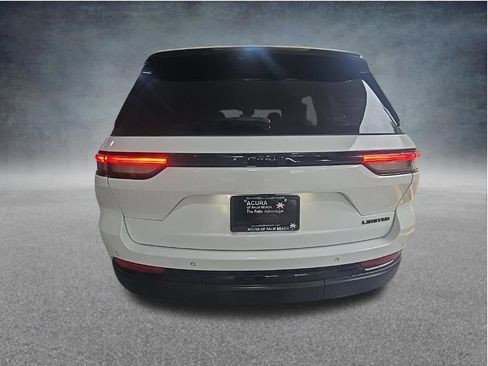 Used 2023 Jeep Grand Cherokee Limited w/ Black Appearance Package image 6